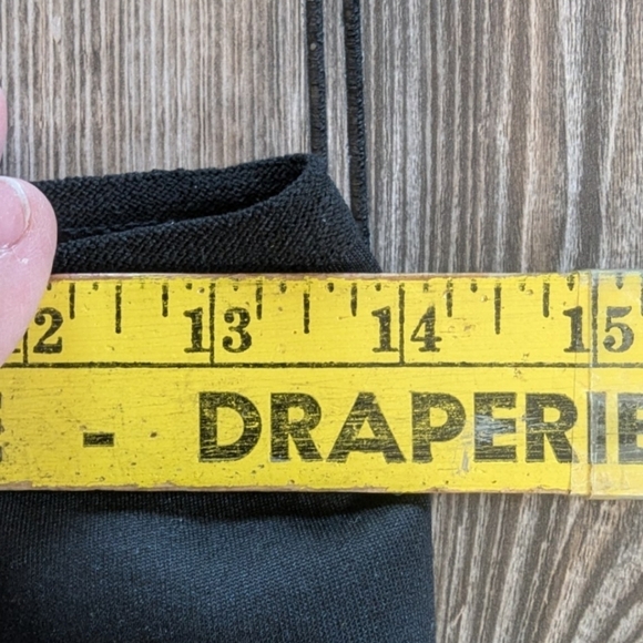 Compression shorts NO TAGS neoprene in black see measurements below - Picture 4 of 4